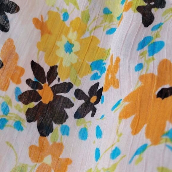 NWT WAYF Secrets Kept Ruched Crop Top Floral - Picture 7 of 8